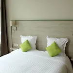 Hotel Logis Le Grand 3*