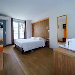 Logis Le Grand Hotel