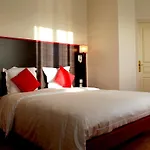 Logis Le Grand Hotel Château-du-Loir