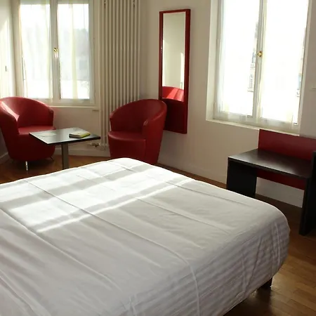 Logis Le Grand Hotel