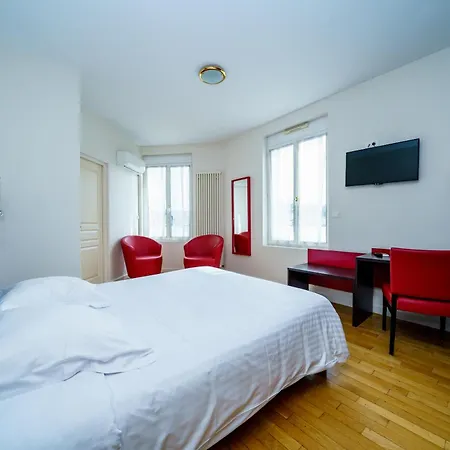 Logis Le Grand Hotel 3*