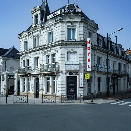 Hotel Logis Le Grand 3*