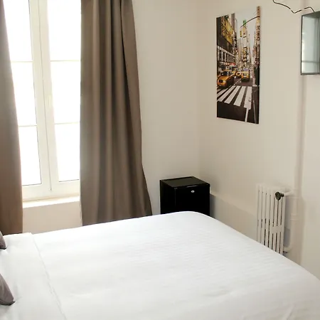 호텔 Logis Le Grand Château-du-Loir