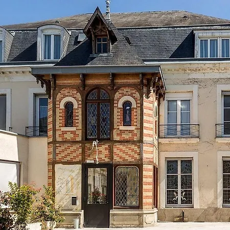 Logis Le Grand 호텔