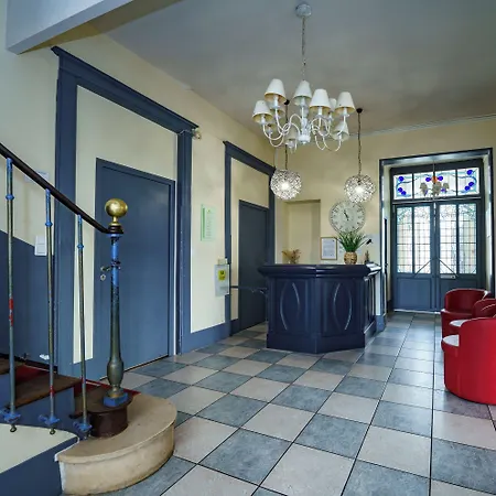 Logis Le Grand 호텔