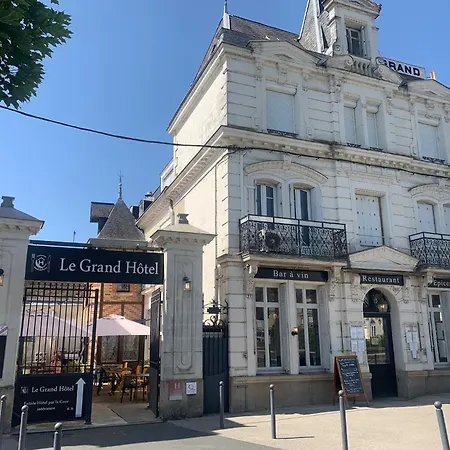 Logis Le Grand Hotel Chateau-du-Loir