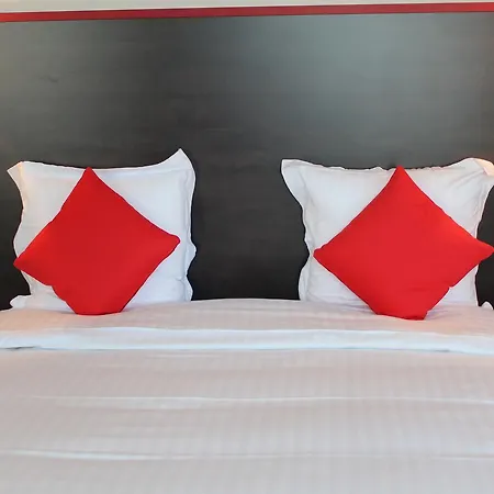 호텔 Logis Le Grand Château-du-Loir