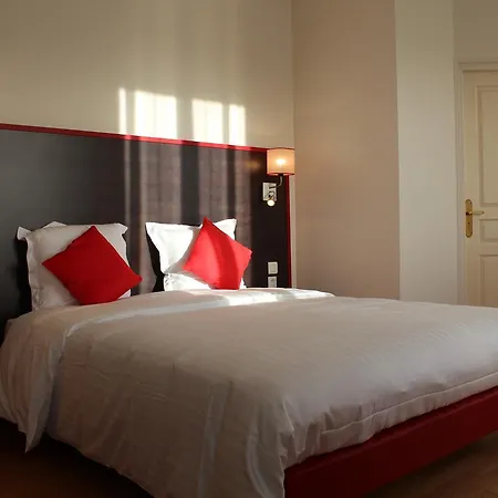 Hotel Logis Le Grand