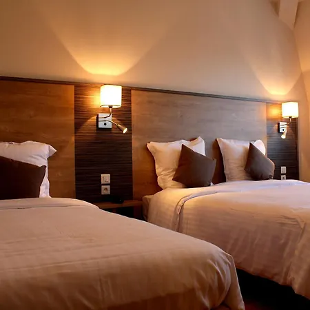 Logis Le Grand 호텔 3*