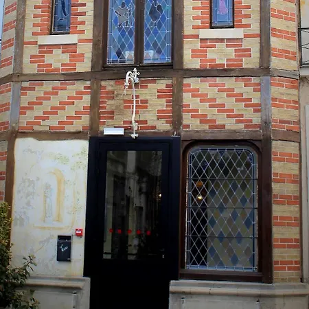 酒店 Logis Le Grand Château-du-Loir