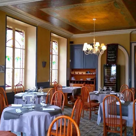 Logis Le Grand Chateau-du-Loir