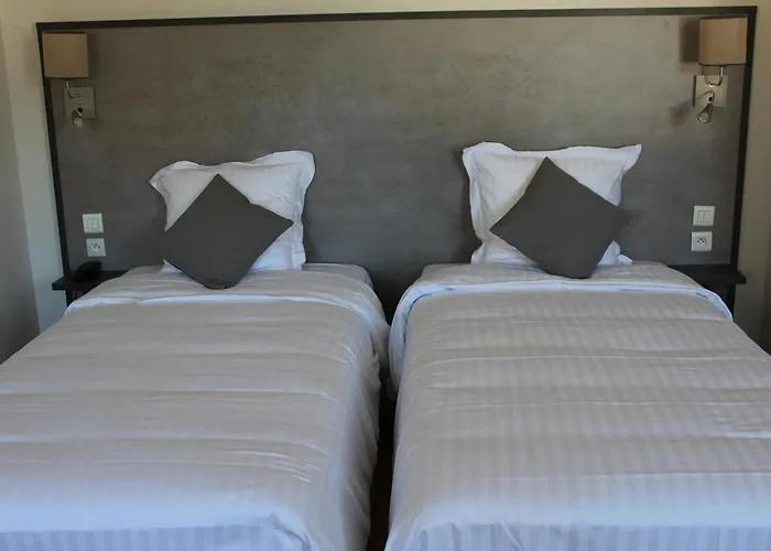 Logis Le Grand 3* Chateau-du-Loir