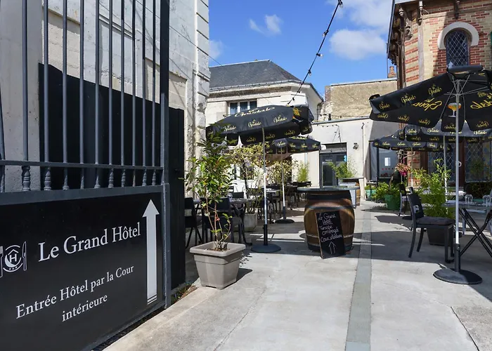 Logis Le Grand 3* Château-du-Loir