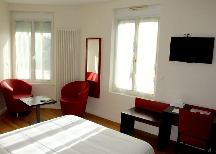 Logis Le Grand Chateau-du-Loir