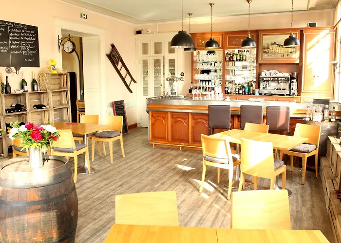 Hotel Logis Le Grand