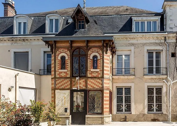 Logis Le Grand Hotel