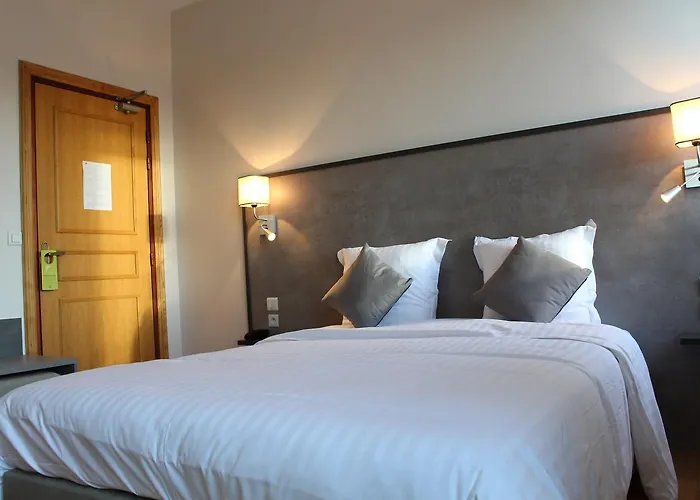 Logis Le Grand Hotel