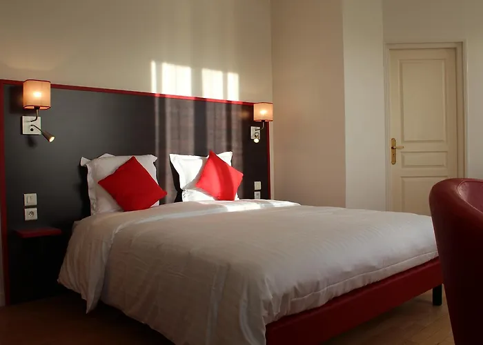 Hotel Logis Le Grand