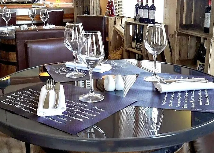 Hotel Logis Le Grand 3*