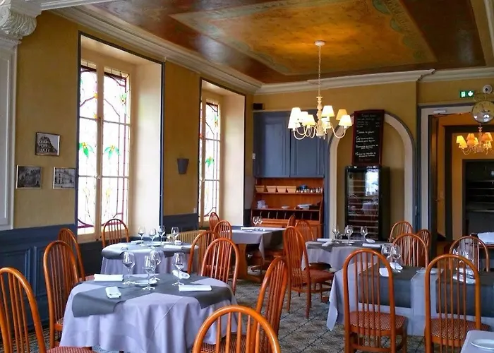 Logis Le Grand Chateau-du-Loir