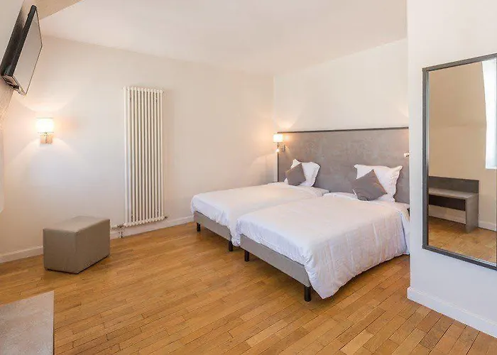 Logis Le Grand 3* Chateau-du-Loir